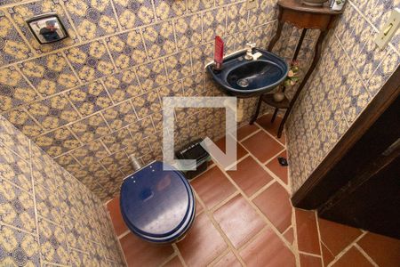 Casa de condomínio para alugar com 350m², 3 quartos e 4 vagasLavabo