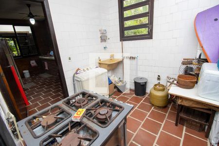 Casa de condomínio para alugar com 350m², 3 quartos e 4 vagasÁrea de Serviço