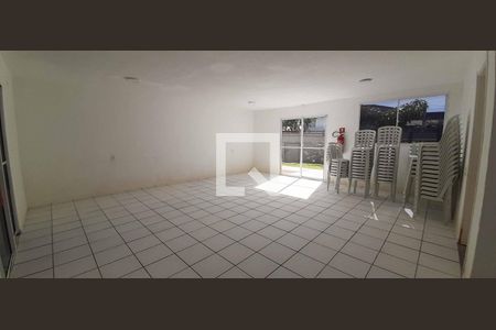 Apartamento à venda com 42m², 2 quartos e sem vagaÁrea comum