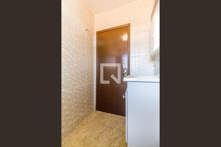 Casa para alugar com 90m², 2 quartos e 2 vagasBanheiro