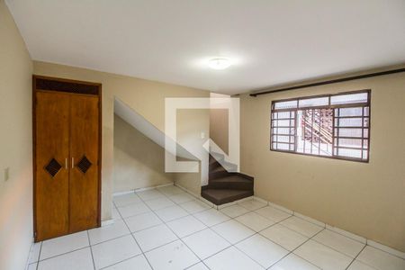 sala de casa para alugar com 2 quartos, 90m² em Jardim Silveira, Barueri