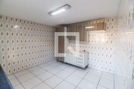 Casa para alugar com 90m², 2 quartos e 2 vagasCozinha