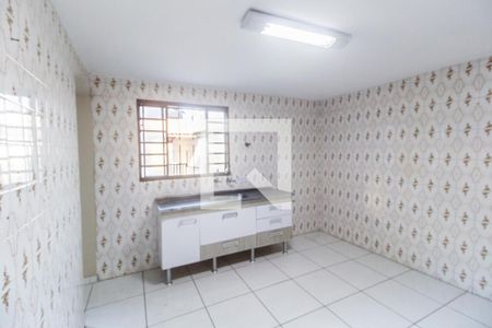 Casa para alugar com 90m², 2 quartos e 2 vagasCozinha