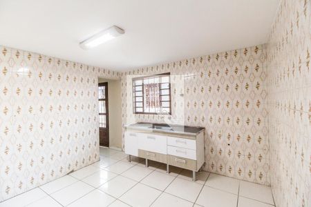 Casa para alugar com 90m², 2 quartos e 2 vagasCozinha