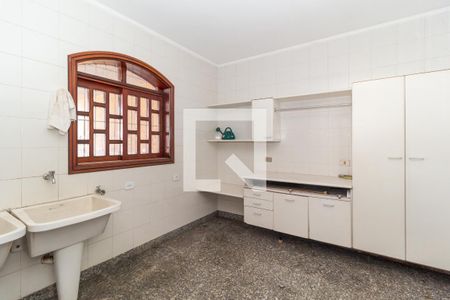 Casa à venda com 440m², 5 quartos e 12 vagasÁrea de Serviço