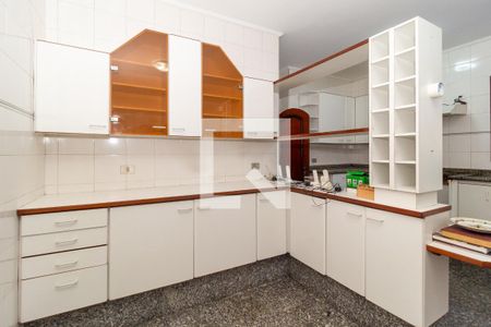 Casa à venda com 440m², 5 quartos e 12 vagasCozinha