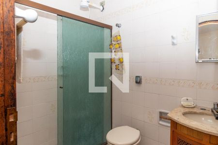 Casa à venda com 440m², 5 quartos e 12 vagasBanheiro (Casa 2)
