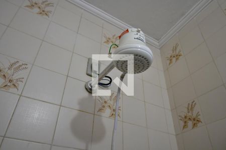 Casa à venda com 120m², 2 quartos e 2 vagasBanheiro Suíte 1