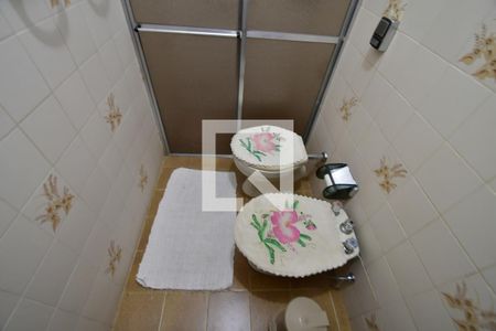 Casa à venda com 120m², 2 quartos e 2 vagasBanheiro Suíte 1