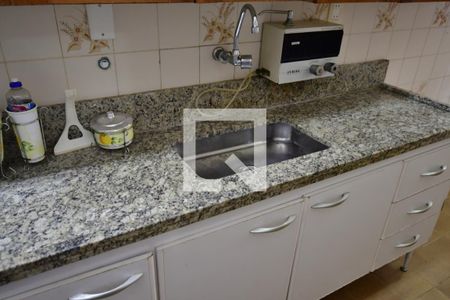 Casa à venda com 120m², 2 quartos e 2 vagasCozinha