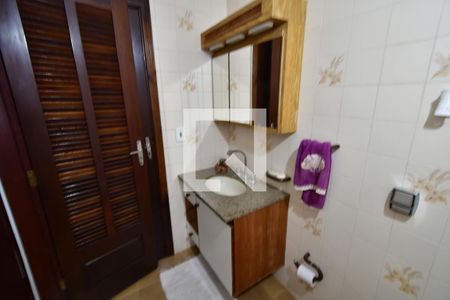 Casa à venda com 120m², 2 quartos e 2 vagasBanheiro Suíte 2