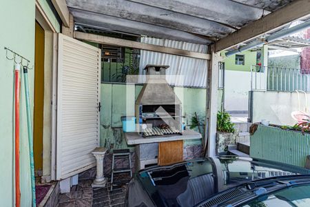 Casa à venda com 450m², 6 quartos e 2 vagas Casa à venda com 450m², 6 quartos e 2 vagasChurrasqueira