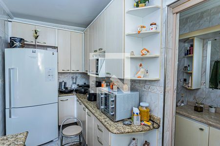 Casa à venda com 450m², 6 quartos e 2 vagas Casa à venda com 450m², 6 quartos e 2 vagasCozinha