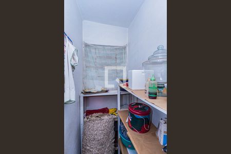 Casa à venda com 450m², 6 quartos e 2 vagas Casa à venda com 450m², 6 quartos e 2 vagasDespensa - edícula 3