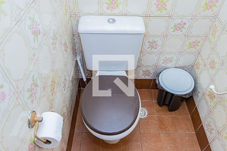 Casa à venda com 450m², 6 quartos e 2 vagas Casa à venda com 450m², 6 quartos e 2 vagasBanheiro - edícula 1