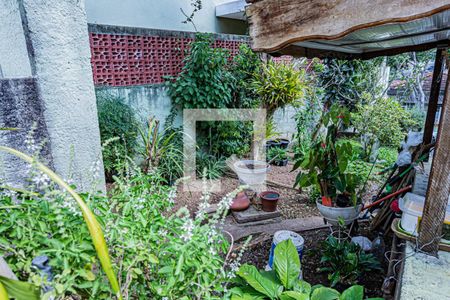 Casa à venda com 450m², 6 quartos e 2 vagas Casa à venda com 450m², 6 quartos e 2 vagasJardim