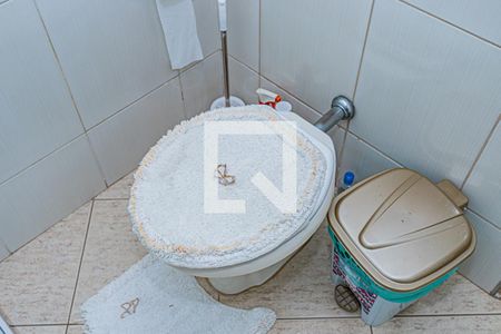 Casa à venda com 450m², 6 quartos e 2 vagas Casa à venda com 450m², 6 quartos e 2 vagasBanheiro - edícula 3