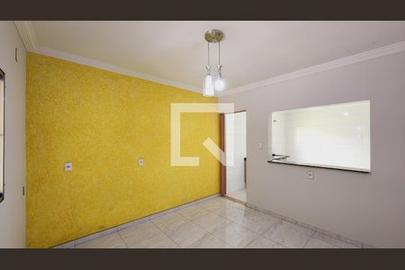 Casa à venda com 100m², 2 quartos e 2 vagasCopa