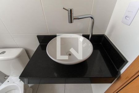 Apartamento para alugar com 38m², 2 quartos e sem vagaBanheiro