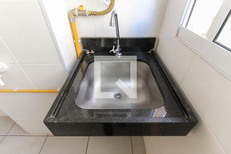 Apartamento para alugar com 38m², 2 quartos e sem vagaÁrea de Serviço