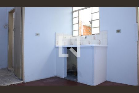 Sala/ cozinha  de casa para alugar com 1 quarto, 30m² em Parque Santa Madalena, São Paulo