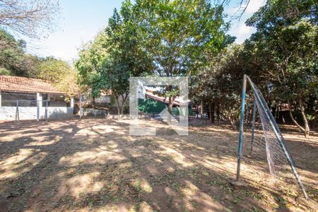 Casa de condomínio à venda com 125m², 3 quartos e 6 vagas Casa de condomínio à venda com 125m², 3 quartos e 6 vagasÁrea comum - Campo