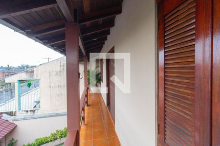 Casa à venda com 232m², 3 quartos e 2 vagasVaranda