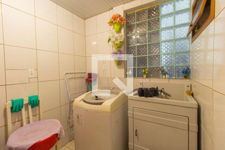 Casa à venda com 232m², 3 quartos e 2 vagasÁrea de Serviço