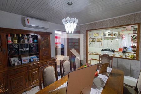 Casa à venda com 232m², 3 quartos e 2 vagasSala de Jantar