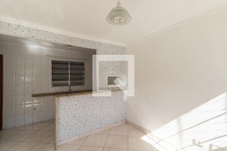Sala e Cozinha  de casa de condomínio à venda com 2 quartos, 54m² em Itaquera, São Paulo