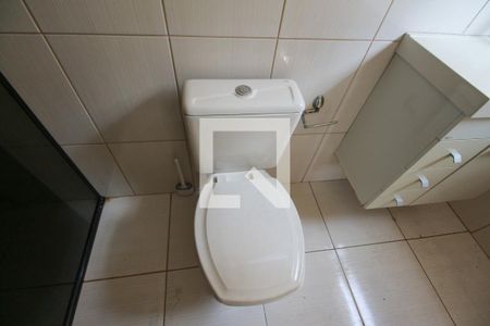 Casa para alugar com 60m², 2 quartos e sem vaga Casa para alugar com 60m², 2 quartos e sem vagaBanheiro da Suíte 2