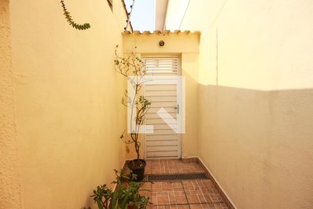 Casa para alugar com 60m², 2 quartos e sem vaga Casa para alugar com 60m², 2 quartos e sem vagaCorredor