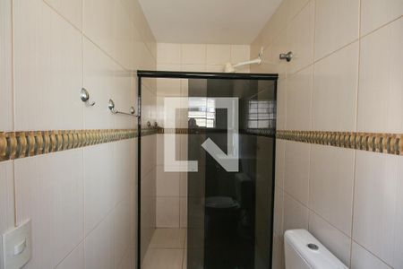 Casa para alugar com 60m², 2 quartos e sem vaga Casa para alugar com 60m², 2 quartos e sem vagaBanheiro da Suíte 2