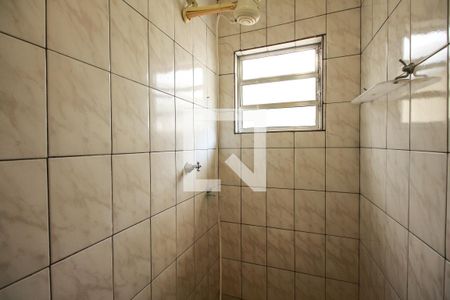 Casa para alugar com 60m², 2 quartos e sem vaga Casa para alugar com 60m², 2 quartos e sem vagaBanheiro Social