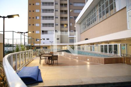 Apartamento para alugar com 64m², 2 quartos e 1 vagaÁrea comum