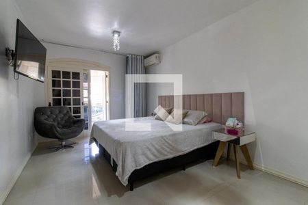Casa à venda com 311m², 4 quartos e 4 vagas Casa à venda com 311m², 4 quartos e 4 vagasQuarto 1