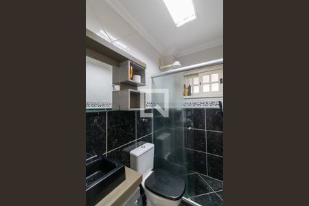 Casa à venda com 311m², 4 quartos e 4 vagas Casa à venda com 311m², 4 quartos e 4 vagasbanheiro 2