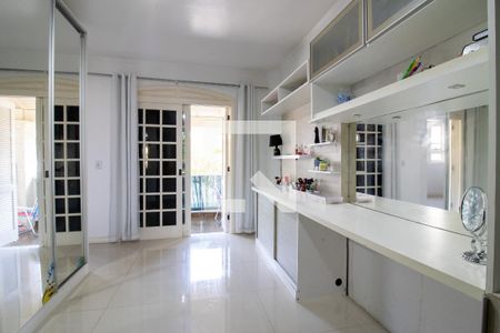 Casa à venda com 311m², 4 quartos e 4 vagas Casa à venda com 311m², 4 quartos e 4 vagasQuarto 1
