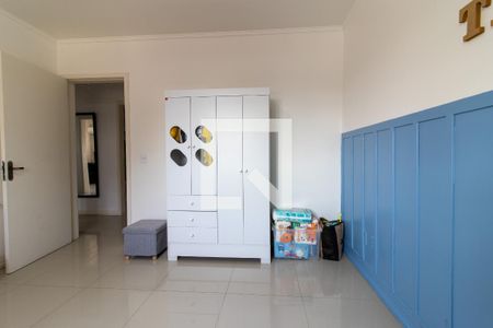 Casa à venda com 311m², 4 quartos e 4 vagas Casa à venda com 311m², 4 quartos e 4 vagasQuarto 4