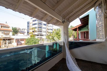 Casa à venda com 311m², 4 quartos e 4 vagas Casa à venda com 311m², 4 quartos e 4 vagasQuarto 2