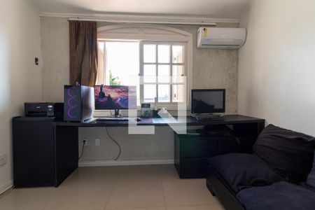 Casa à venda com 311m², 4 quartos e 4 vagas Casa à venda com 311m², 4 quartos e 4 vagasQuarto 3