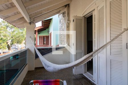 Casa à venda com 311m², 4 quartos e 4 vagas Casa à venda com 311m², 4 quartos e 4 vagasQuarto 2