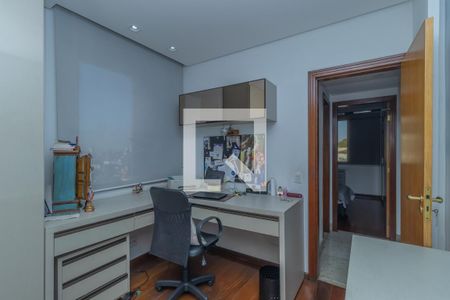 Apartamento à venda com 245m², 4 quartos e 3 vagas Apartamento à venda com 245m², 4 quartos e 3 vagasQuarto 4