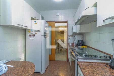 Apartamento à venda com 245m², 4 quartos e 3 vagas Apartamento à venda com 245m², 4 quartos e 3 vagasCozinha