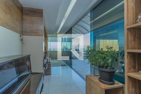 Apartamento à venda com 245m², 4 quartos e 3 vagas Apartamento à venda com 245m², 4 quartos e 3 vagasÁrea comum