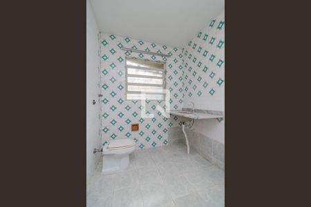 Casa à venda com 130m², 3 quartos e 3 vagasBanheiro