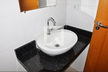 Casa à venda com 138m², 2 quartos e 2 vagasDetalhe - Suíte