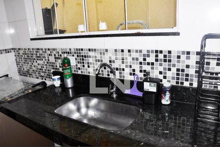 Casa à venda com 138m², 2 quartos e 2 vagasDetalhe - Cozinha