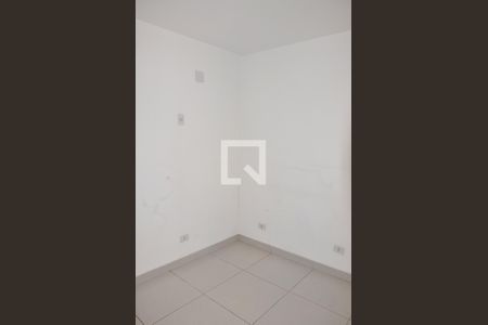 Casa à venda com 138m², 2 quartos e 2 vagasDetalhe - Quarto 01 com Suíte