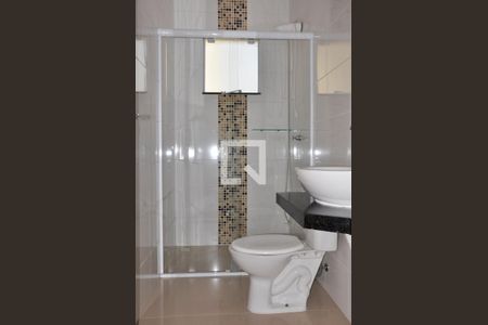 Casa à venda com 138m², 2 quartos e 2 vagasDetalhe - Suíte